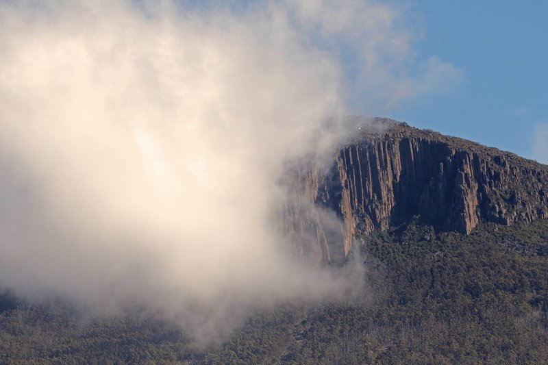 Kunanyi3.jpg