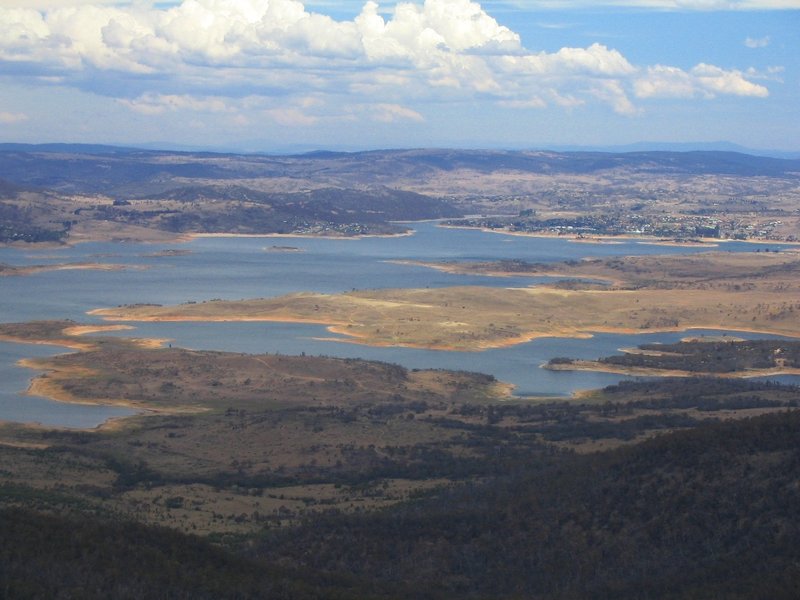 Jindabyne from Kalkite Mtn.jpg