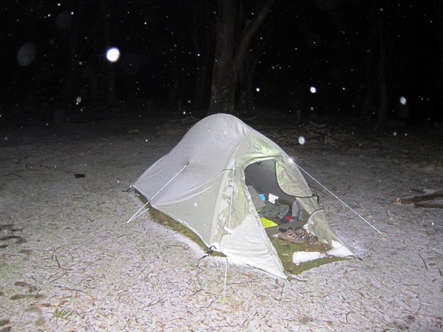 1. Pole Blue Light Snow.JPG