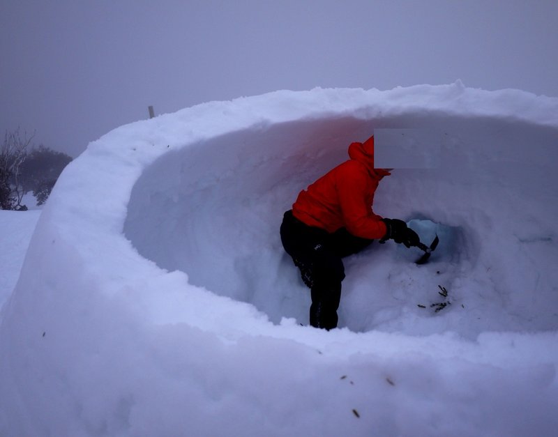 a igloo.JPG