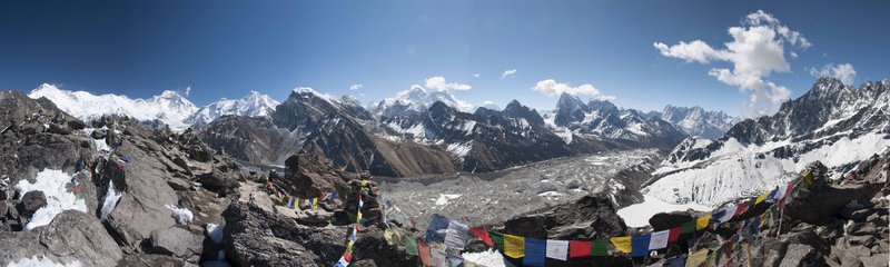 Gokyo Ri Pano1.jpg