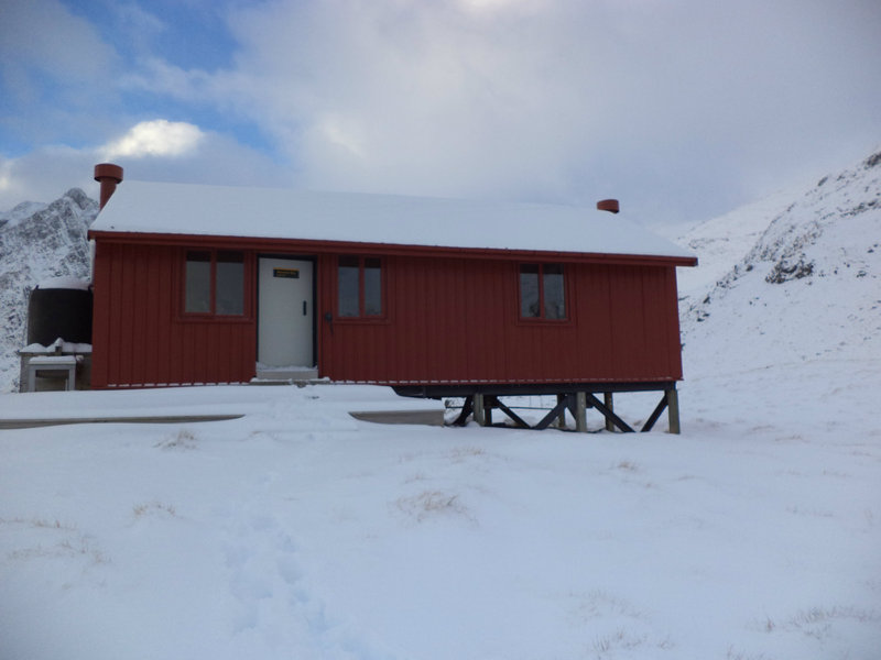 Brewster Hut 1.jpg