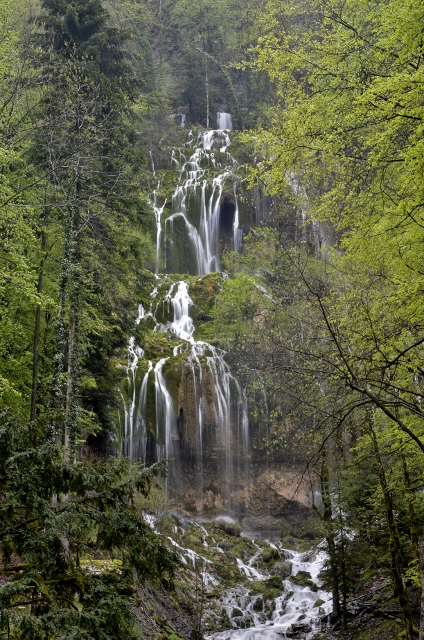 France 2013 - days 22,23,24 Cascades du Herisson - La Tuffiere (2).jpg