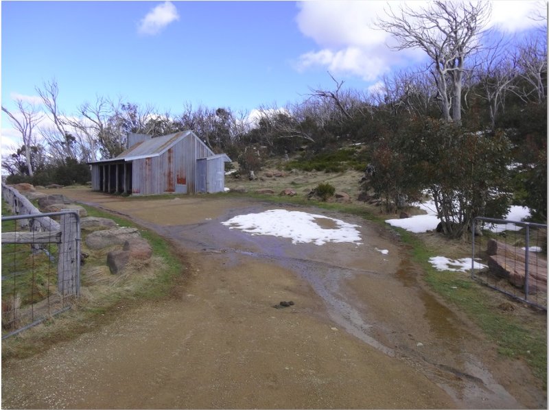 the bluff hut.jpg