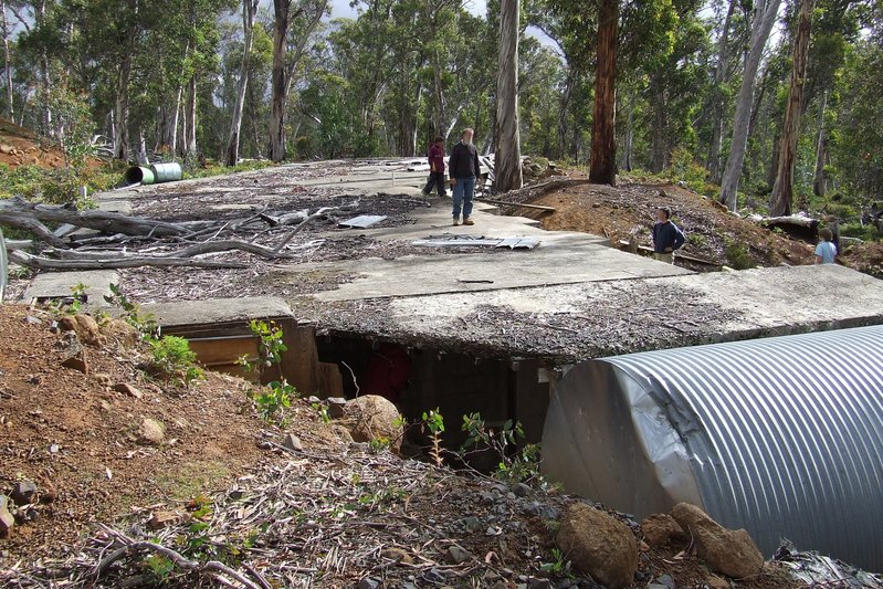Bomb shelter 037a.jpg