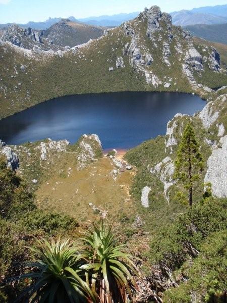 Pandani & Lake Oberon.jpg