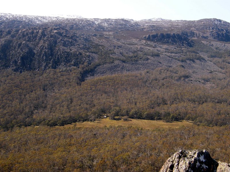hut2.jpg