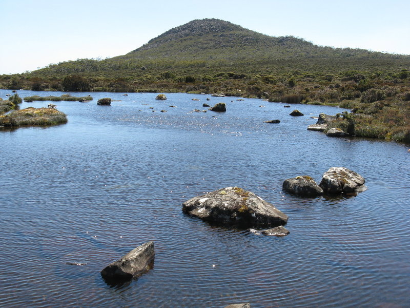 IMG_0992 Tarn and Lanes Peak.JPG