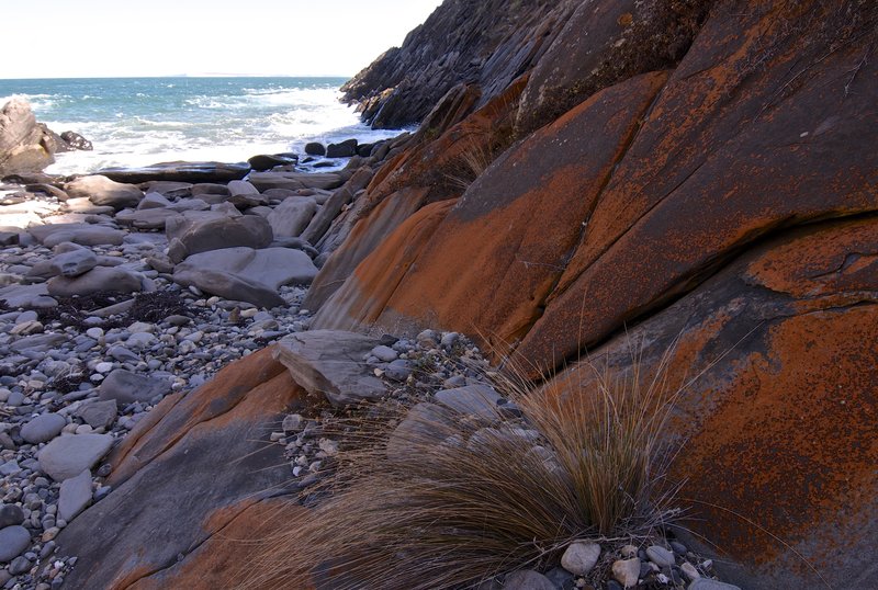 17 - rocks ast Aaron Creek cove.jpg