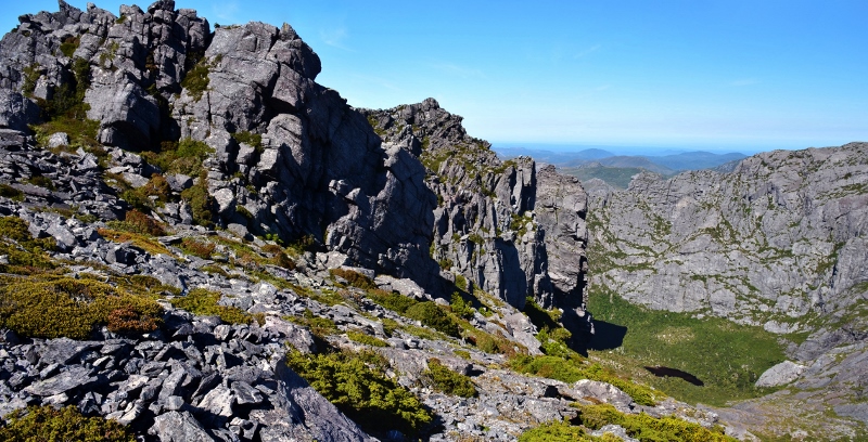 Mount Murchison panorama 1 (800x408).jpg
