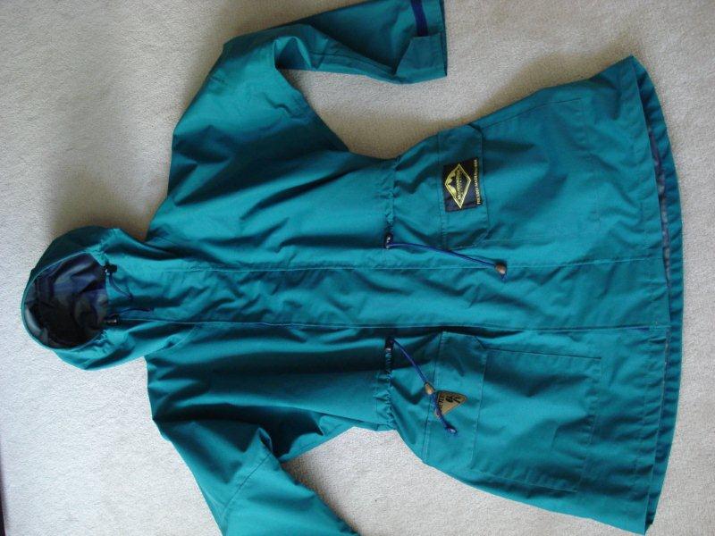 Full jacket draw cord cinched at waist.jpg