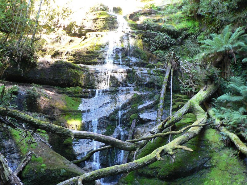 BASTION-CASCADE.jpg
