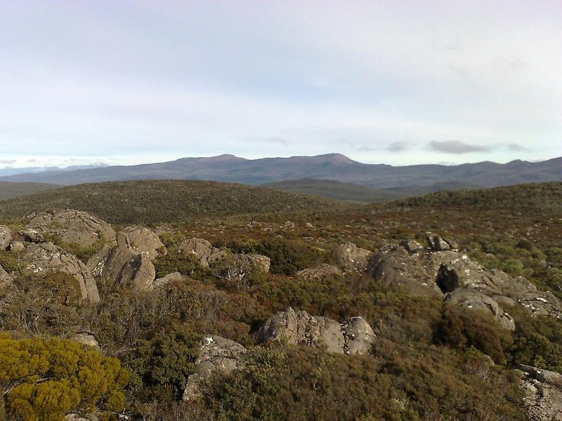 Mt Styx 22.5 Snowy south and Nevada peaks_Medium.jpg