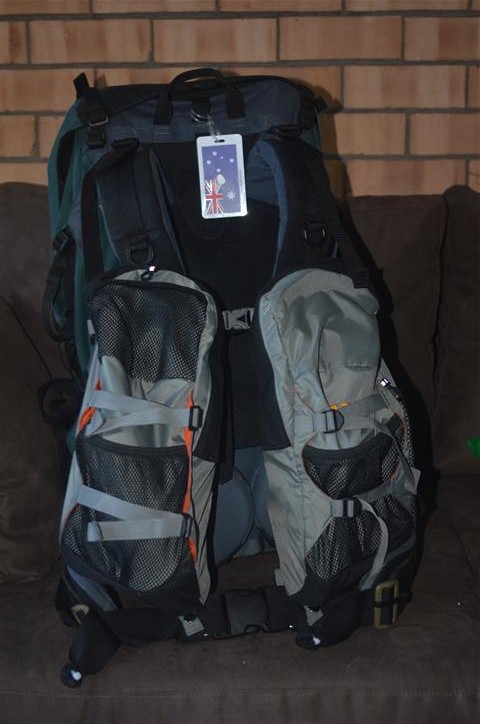 Pack with Aarn pockets.JPG