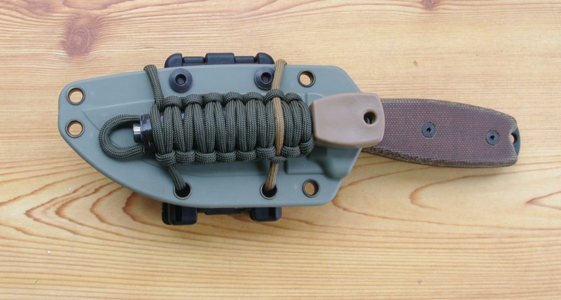 knife1.jpg