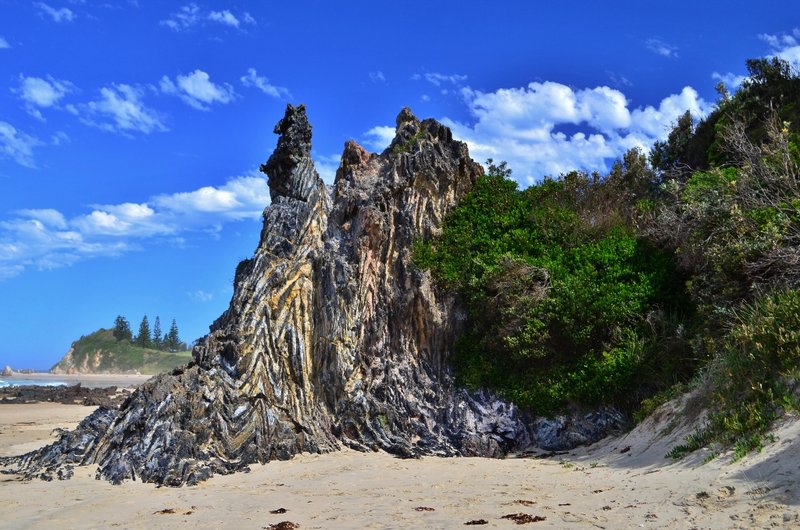 Cemetary Beach Glasshouse Rocks (1) (1024x678).jpg
